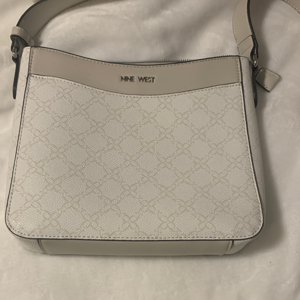 Nine West White and Cream Shoulder Bag NWOT